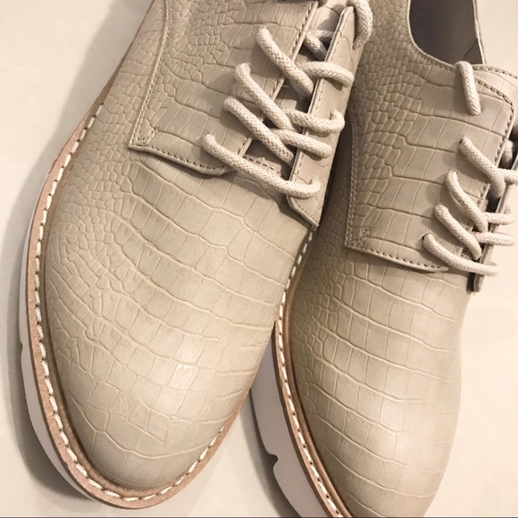 Steve Madden Wrenley Wedge Platform Oxford Sneaker - Picture 5 of 9